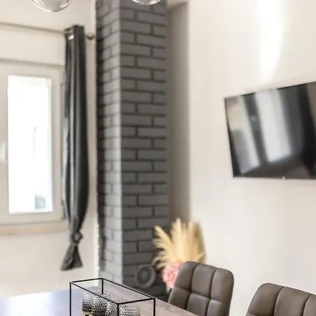 Mala Kate Apartment *