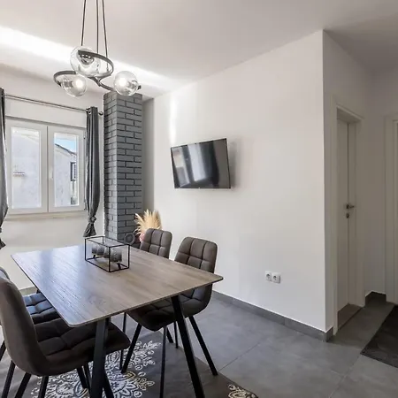 Apartamento Mala Kate Kaštela