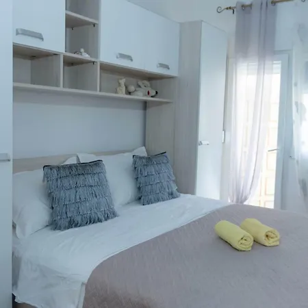 Mala Kate Apartment *